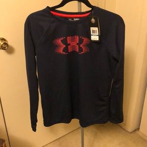 NEW Under Armour Youth comfortable long sleeve